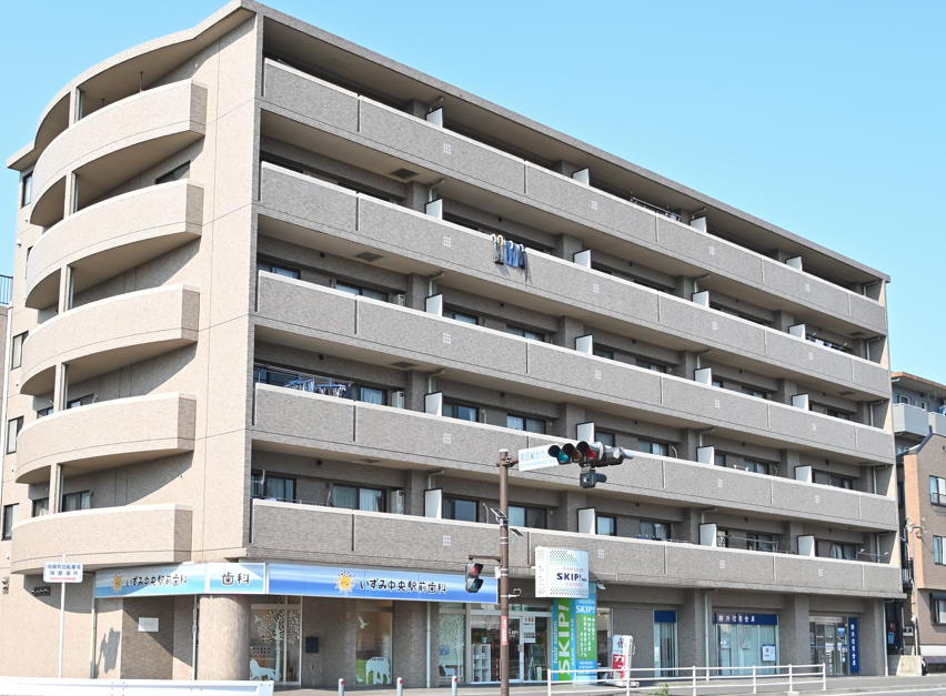 ホワイトエッセンス いずみ中央の写真 3