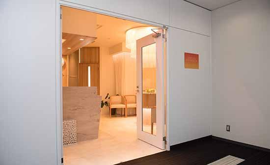 ホワイトエッセンス 三宮WESTの写真 8