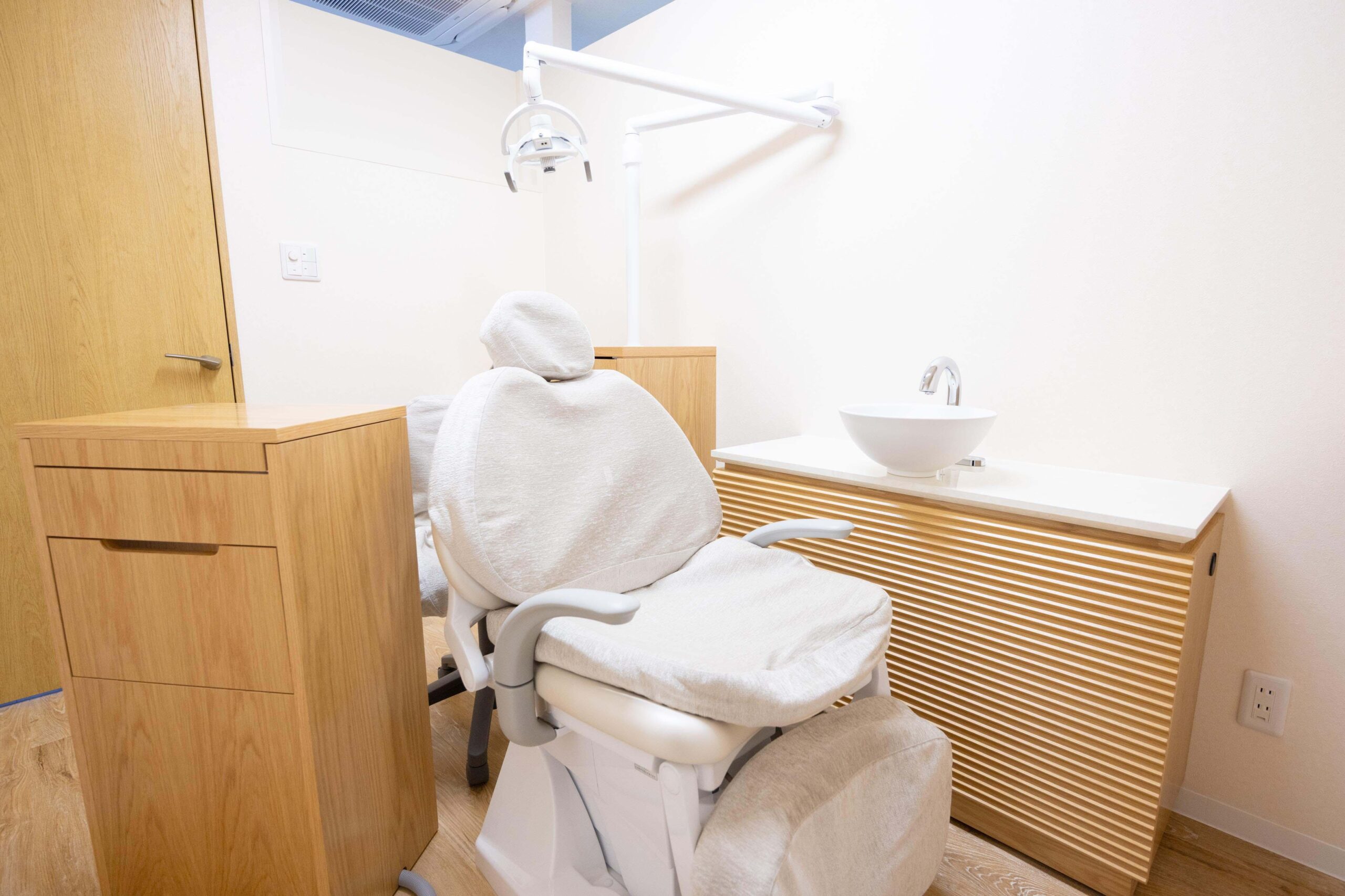 ホワイトエッセンス 亀岡駅前の写真 2