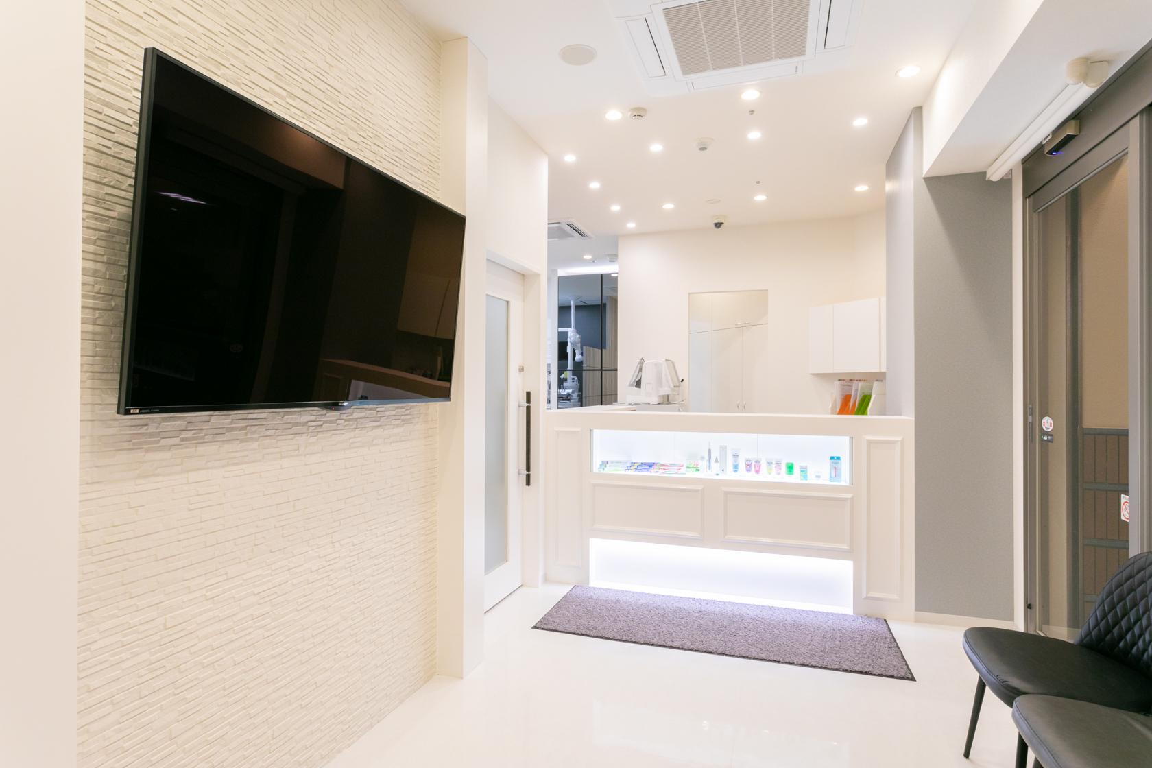 ホワイトエッセンス（加盟院）亀有駅南口の写真 1