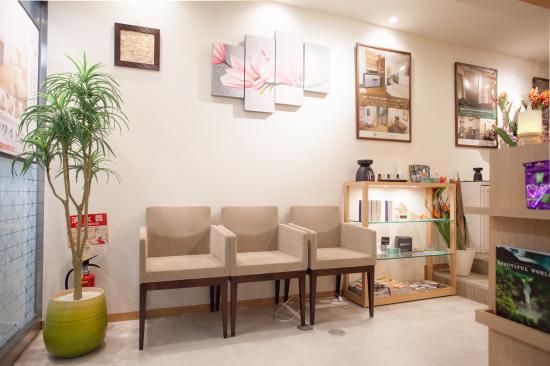 ホワイトエッセンス 吉祥寺の写真 3