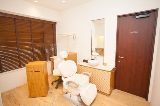 ホワイトエッセンス 姫路白鷺橋の写真 2