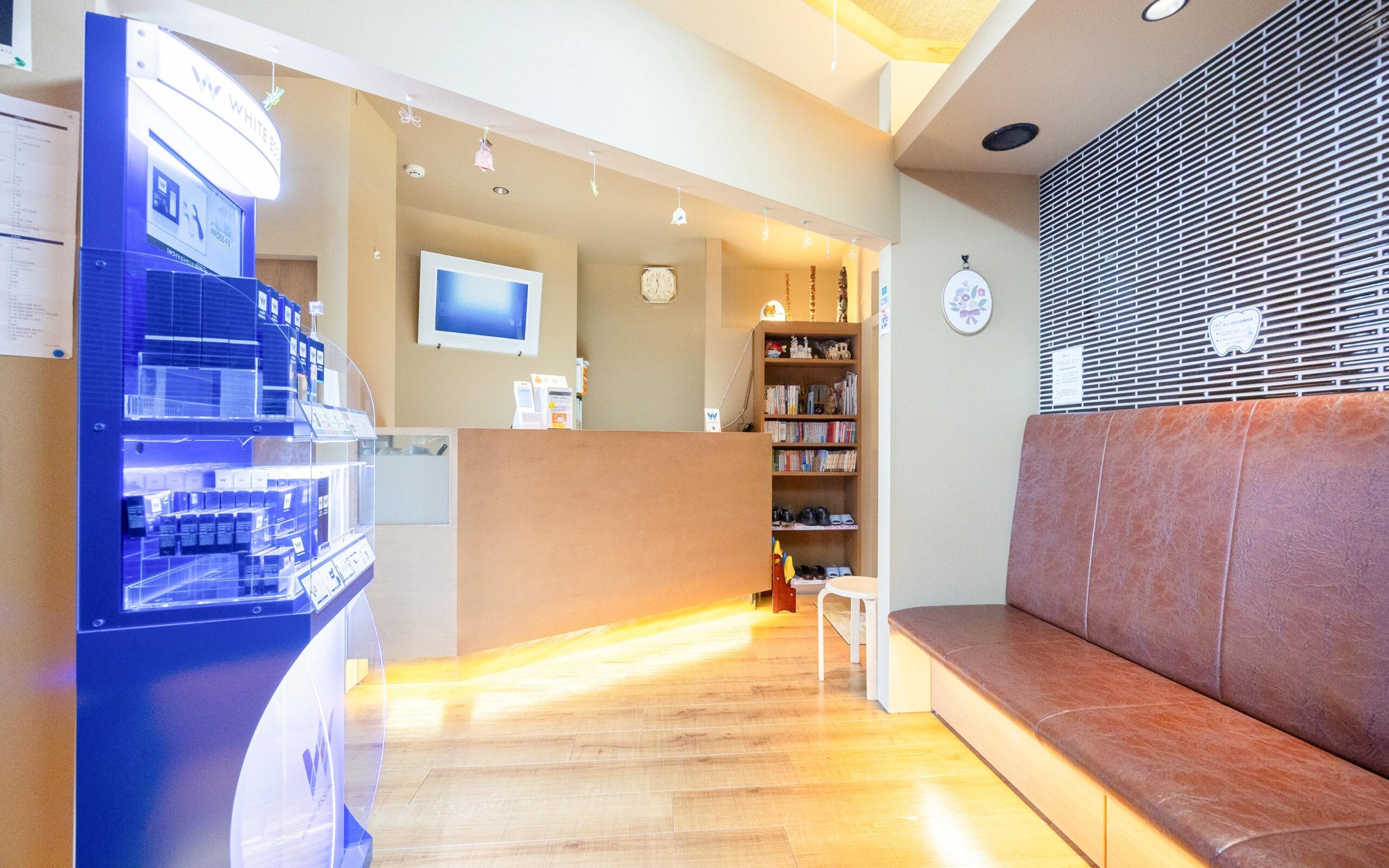 ホワイトエッセンス 富田林西口の写真 1