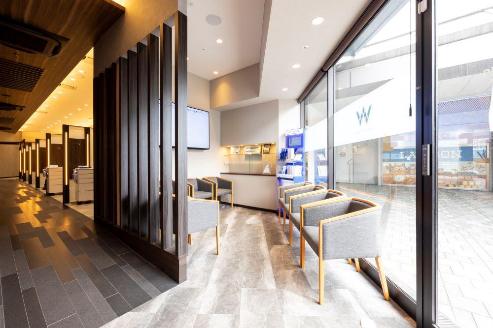 ホワイトエッセンス 小倉駅新幹線口の写真 3