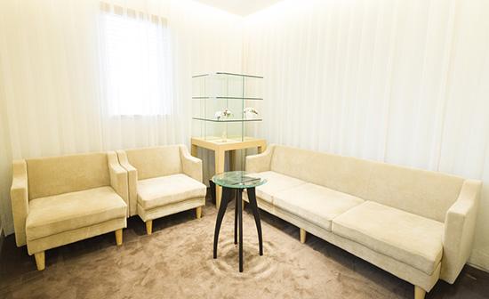 ホワイトエッセンス 小田原富水の写真 3