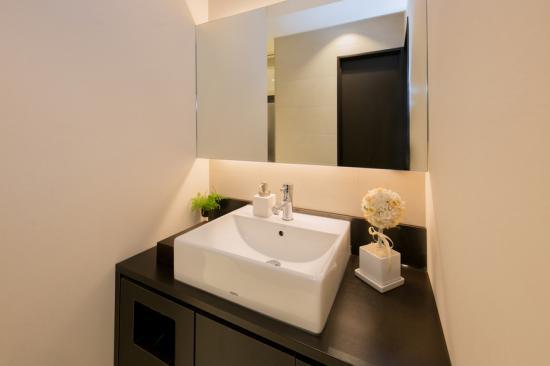 ホワイトエッセンス 川崎さつき橋の写真 4