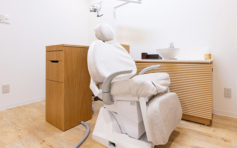 ホワイトエッセンス 平安通駅の写真 2