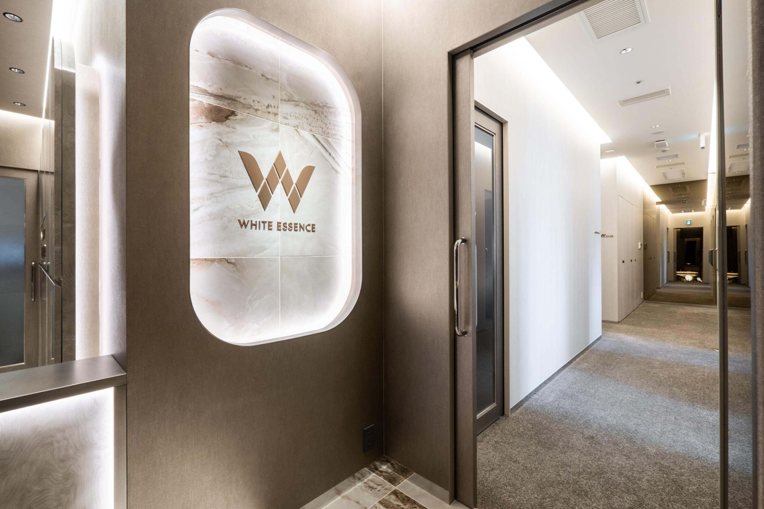 ホワイトエッセンス 心斎橋の写真 7