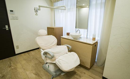 ホワイトエッセンス 横浜東口の写真 2