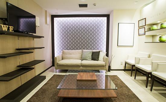 ホワイトエッセンス 横浜東口の写真 3