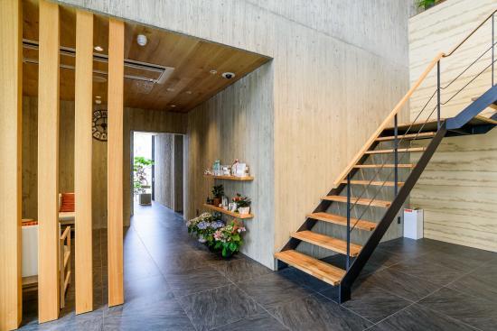 ホワイトエッセンス 沖縄市の写真 2