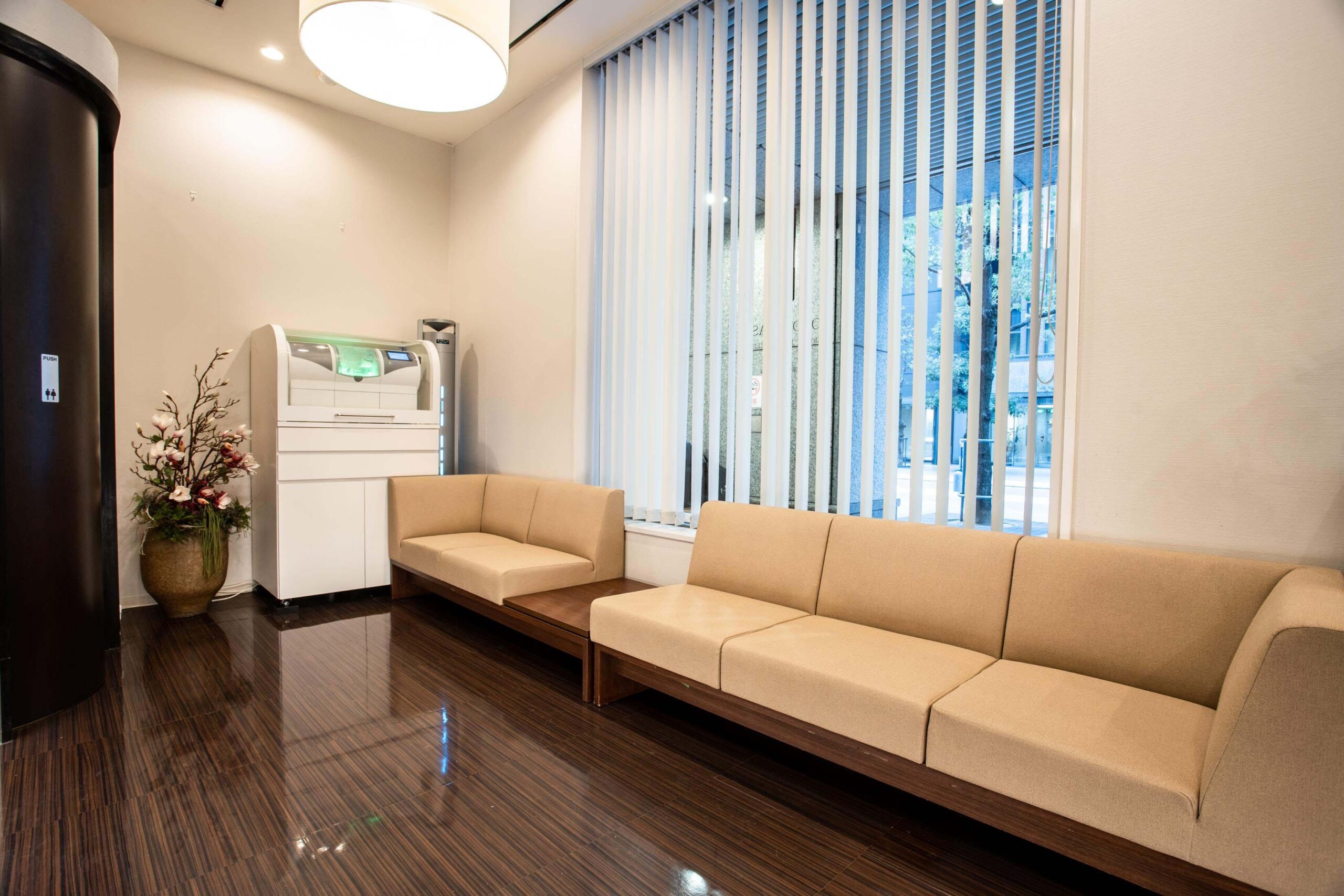 ホワイトエッセンス 淀屋橋の写真 3