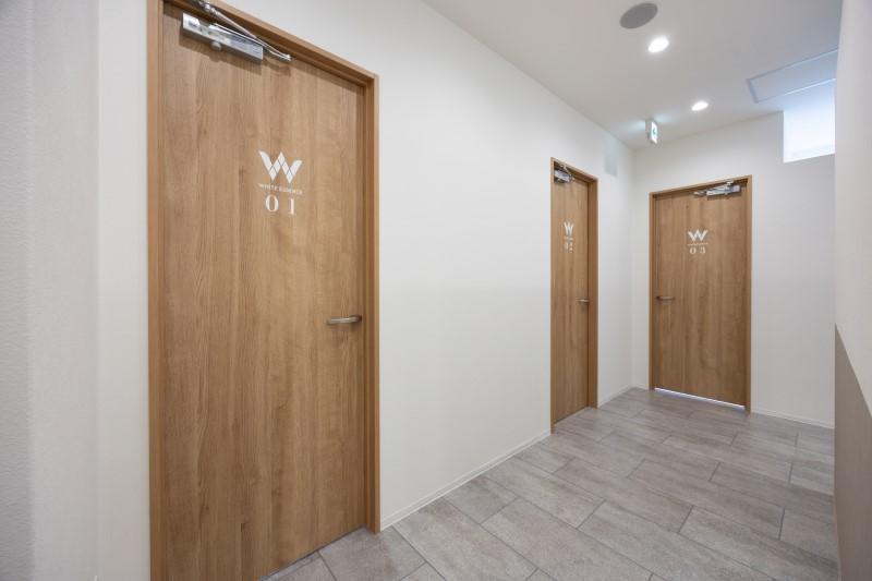 ホワイトエッセンス 生駒駅前の写真 4