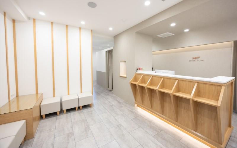 ホワイトエッセンス 生駒駅前の写真 6