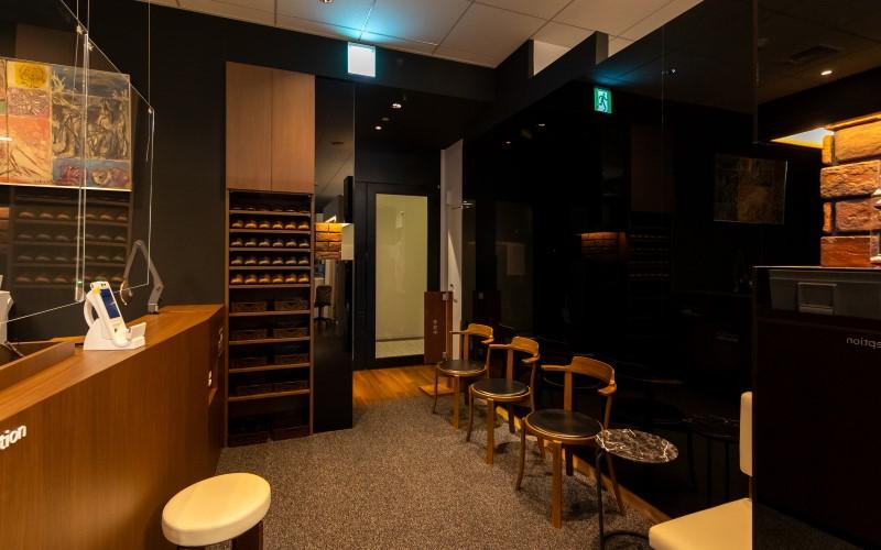 ホワイトエッセンス 赤レンガテラスの写真 2