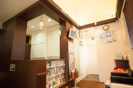 ホワイトエッセンス 逆瀬川の写真 1