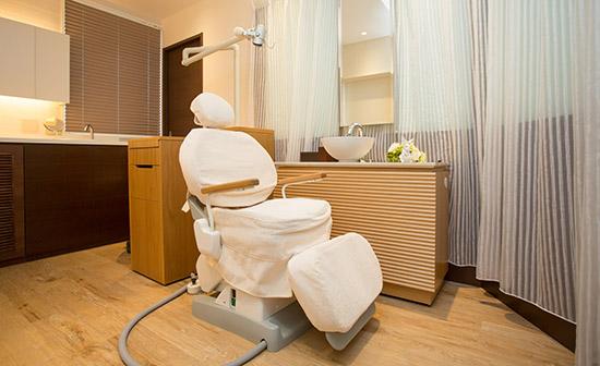 ホワイトエッセンス 金剛東の写真 2