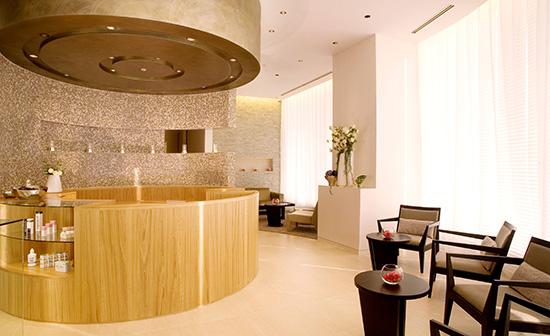 ホワイトエッセンス 銀座の写真 2