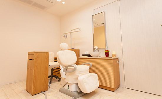 ホワイトエッセンス 阪急淡路の写真 2