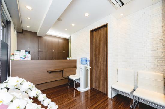 ホワイトエッセンス 阪神西宮の写真 1