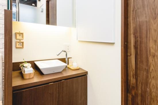 ホワイトエッセンス 阪神西宮の写真 3