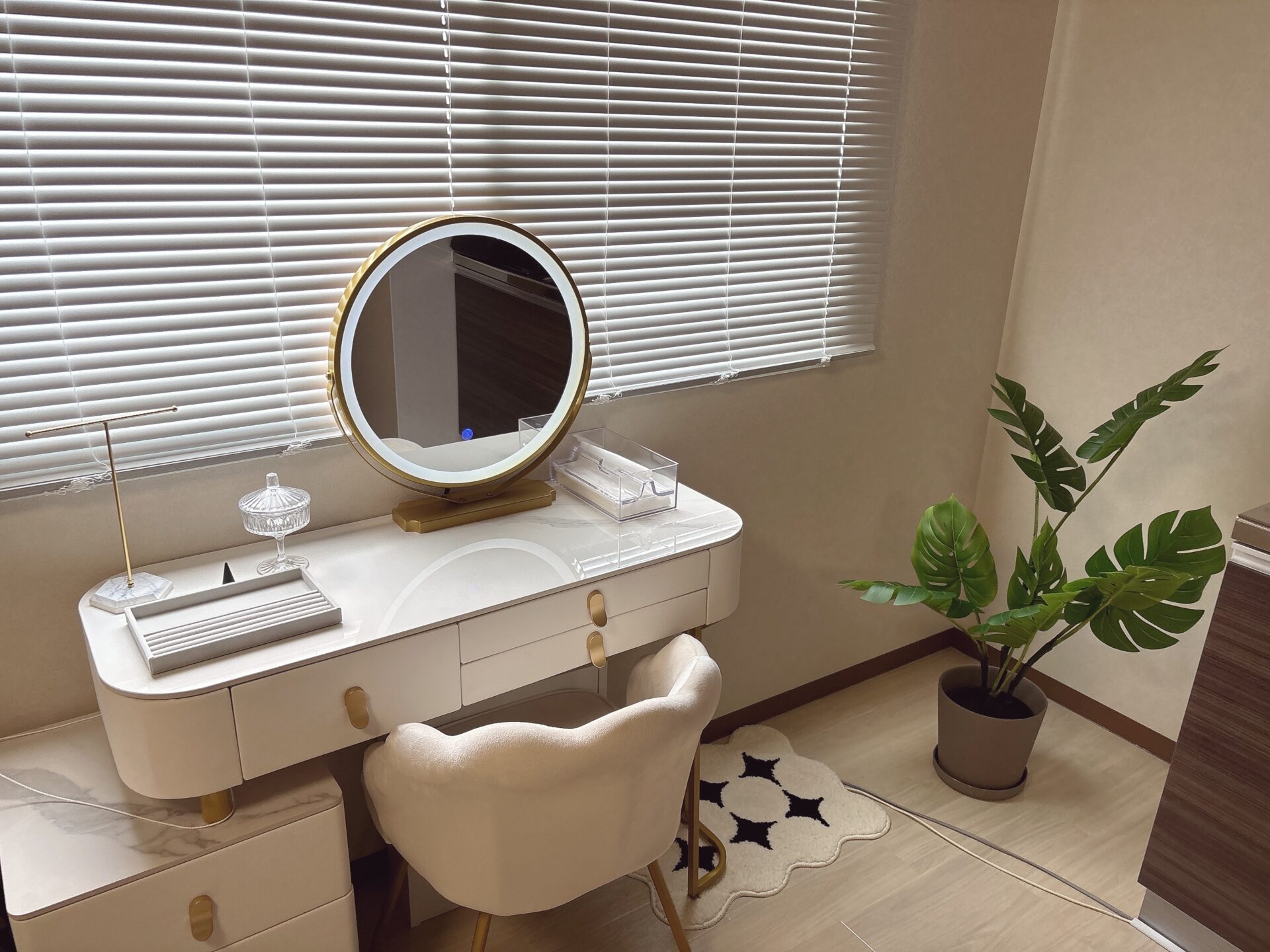 メディカルホワイトニングHAKU 東札幌店の写真 2