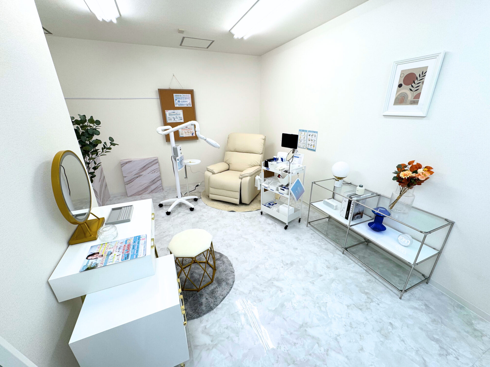 メディカルホワイトニングHAKU 北与野店の写真 1