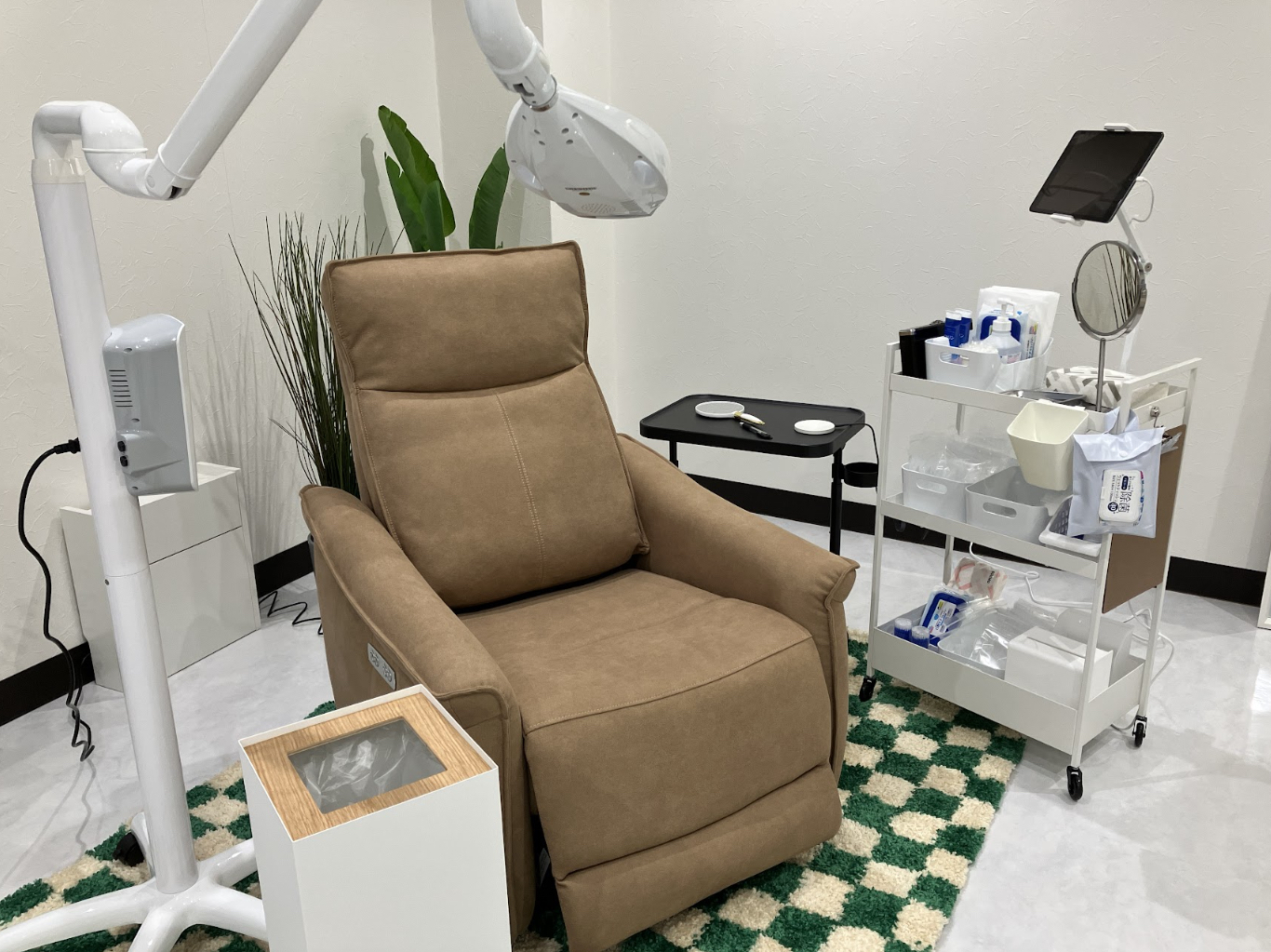 メディカルホワイトニングHAKU 小倉店の写真 1