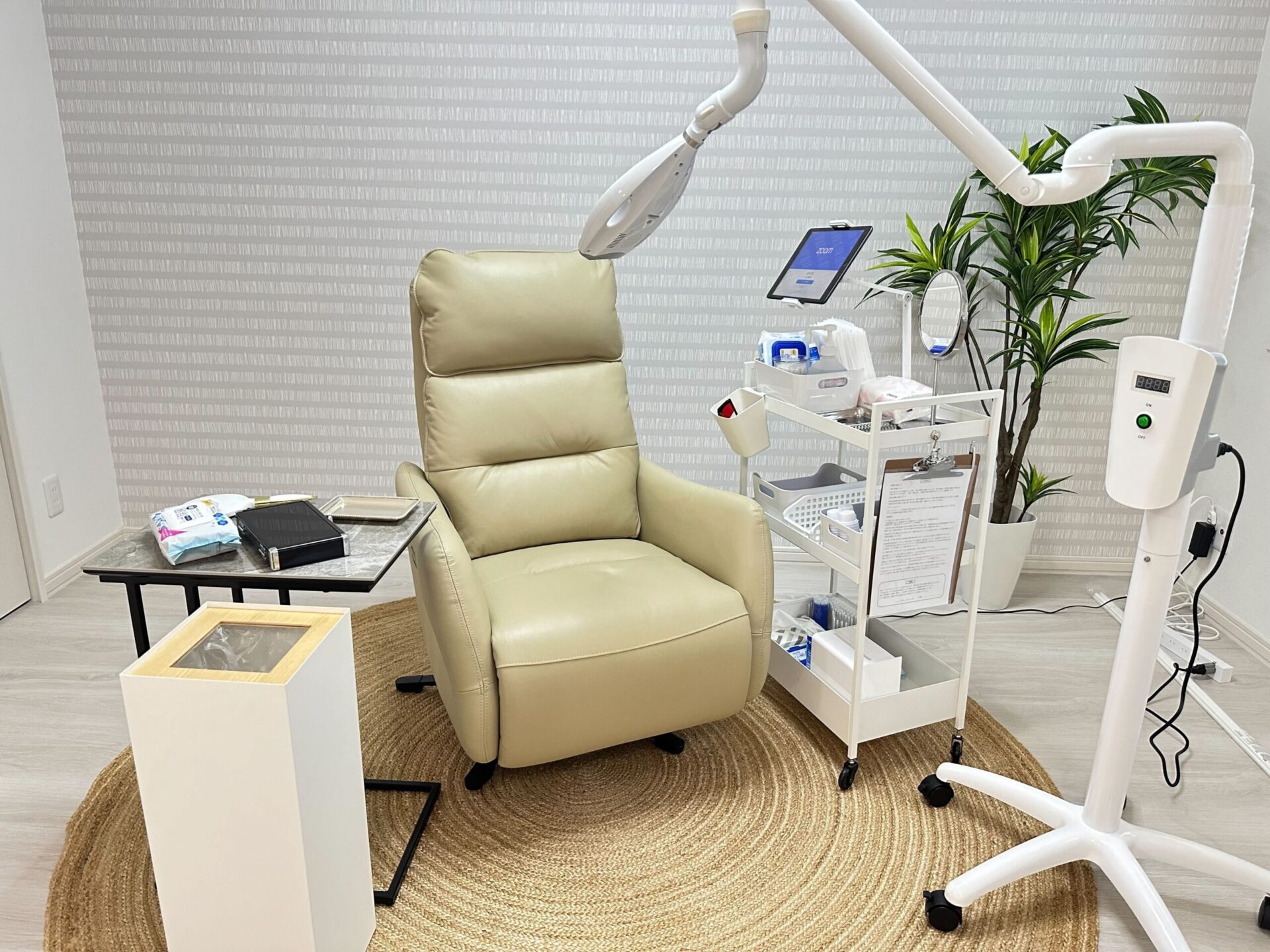 メディカルホワイトニングHAKU 釧路愛国東店の写真 1