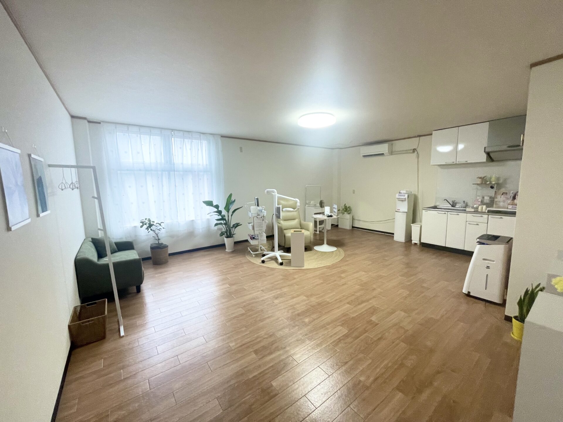 メディカルホワイトニングHAKU 松山店の写真 2