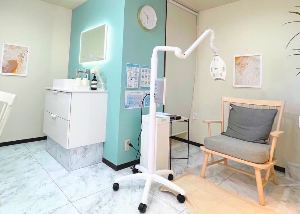 メディカルホワイトニングHAKU 南船橋店の写真 1