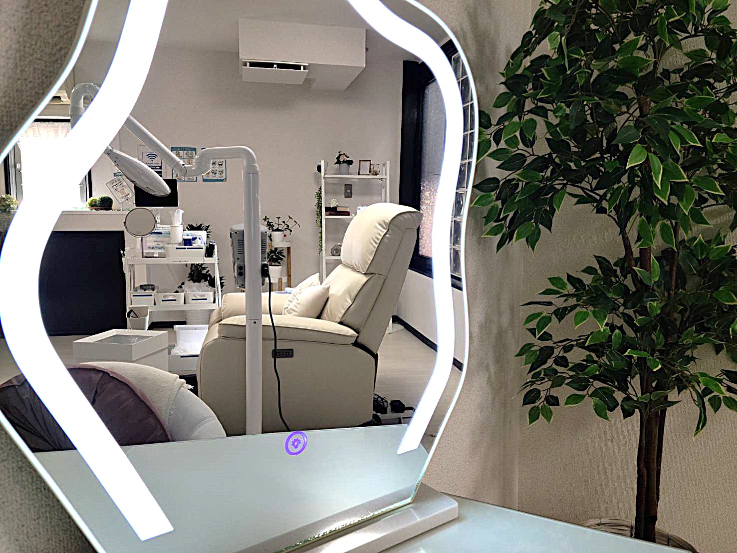 メディカルホワイトニングHAKU 南森町店の写真 3