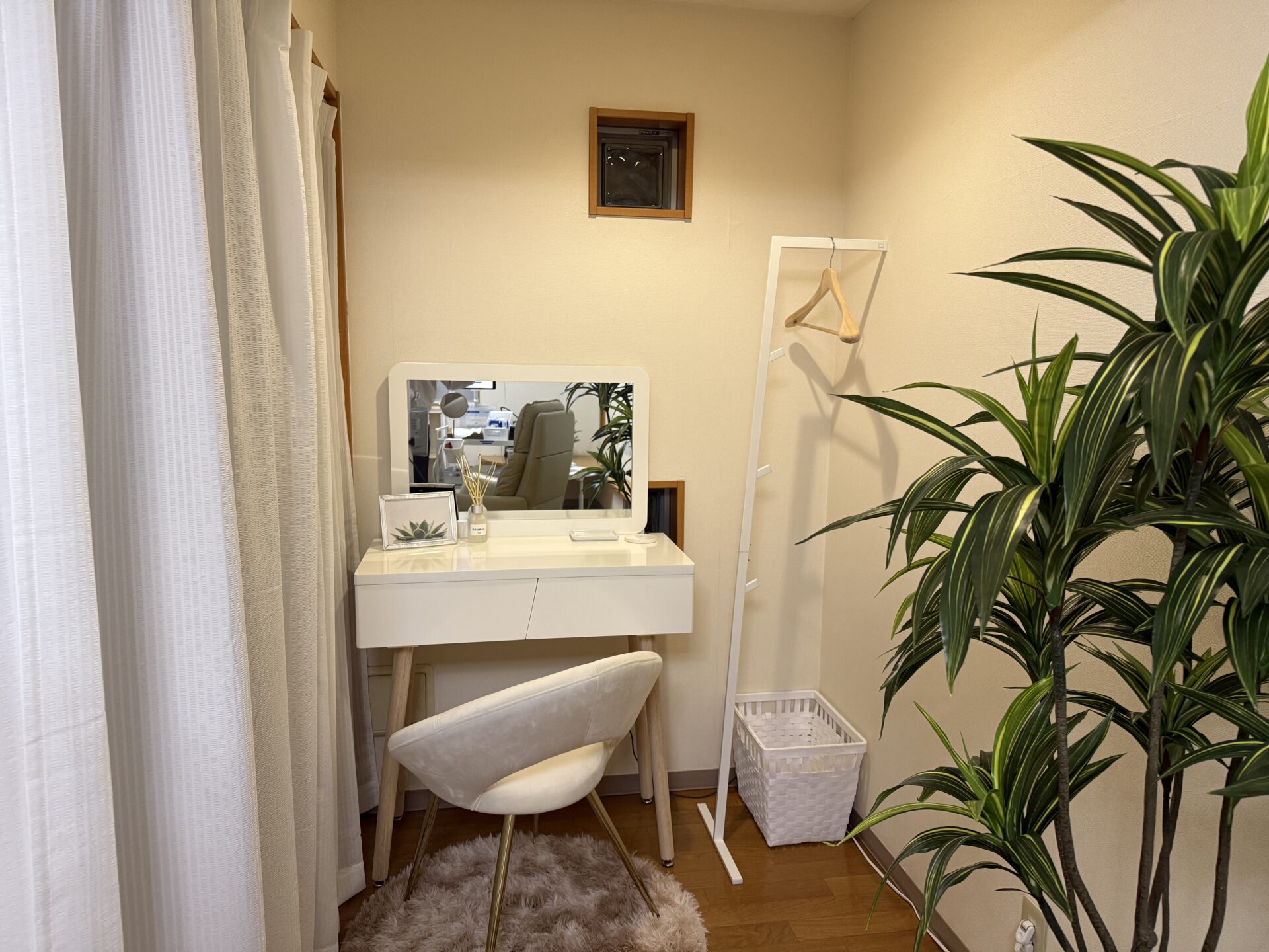 メディカルホワイトニングHAKU 水戸店の写真 1