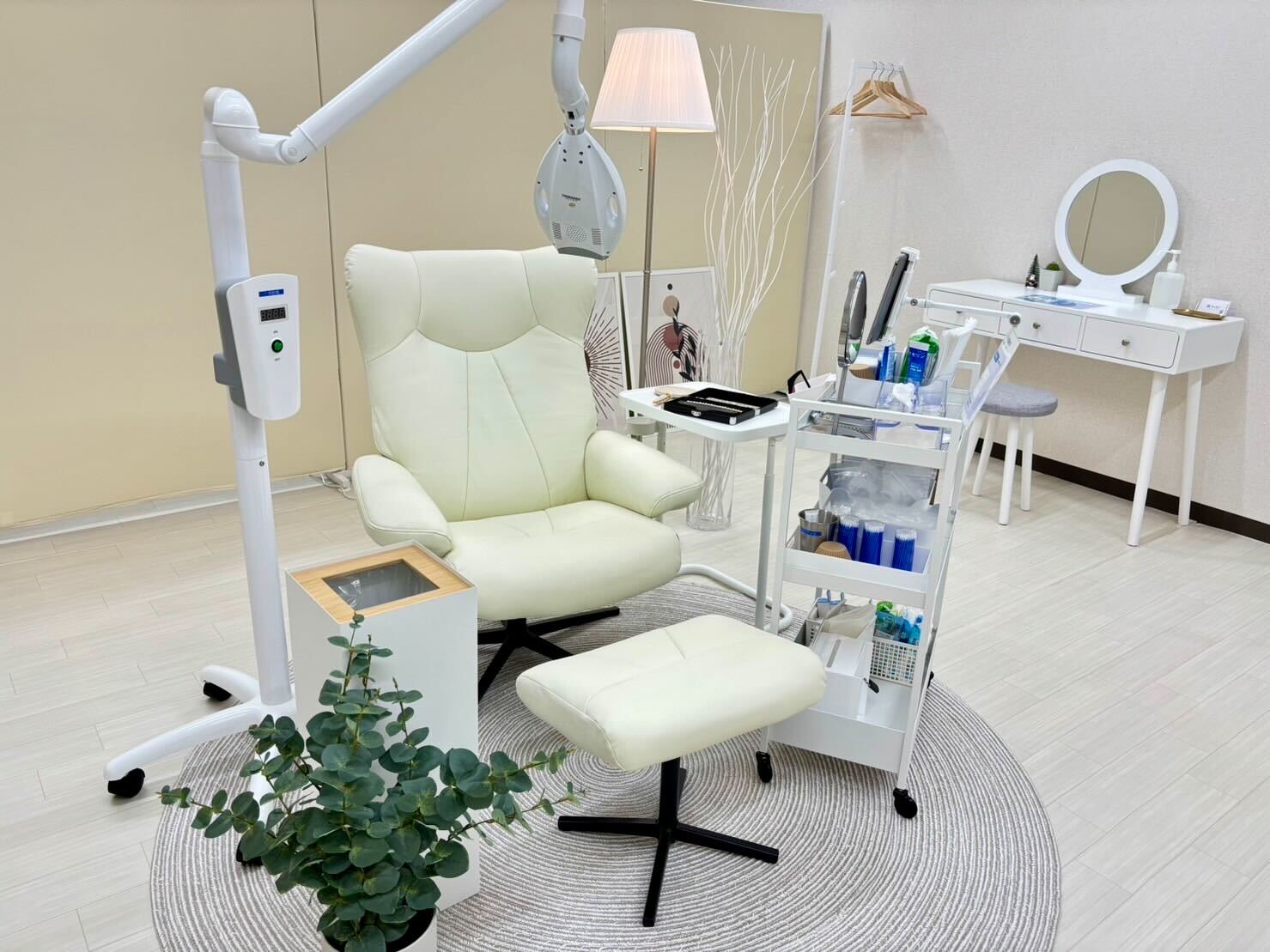 メディカルホワイトニングHAKU 大分中津店の写真 1