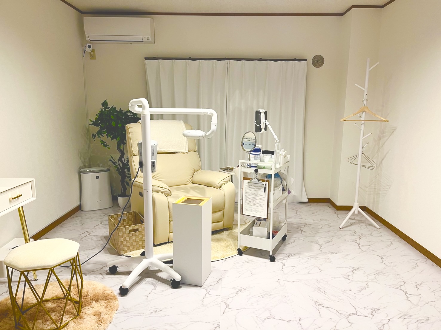 メディカルホワイトニングHAKU 佐野新都市店の写真 2