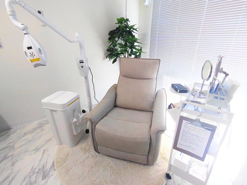 メディカルホワイトニングHAKU 札幌駅北口店の写真 2