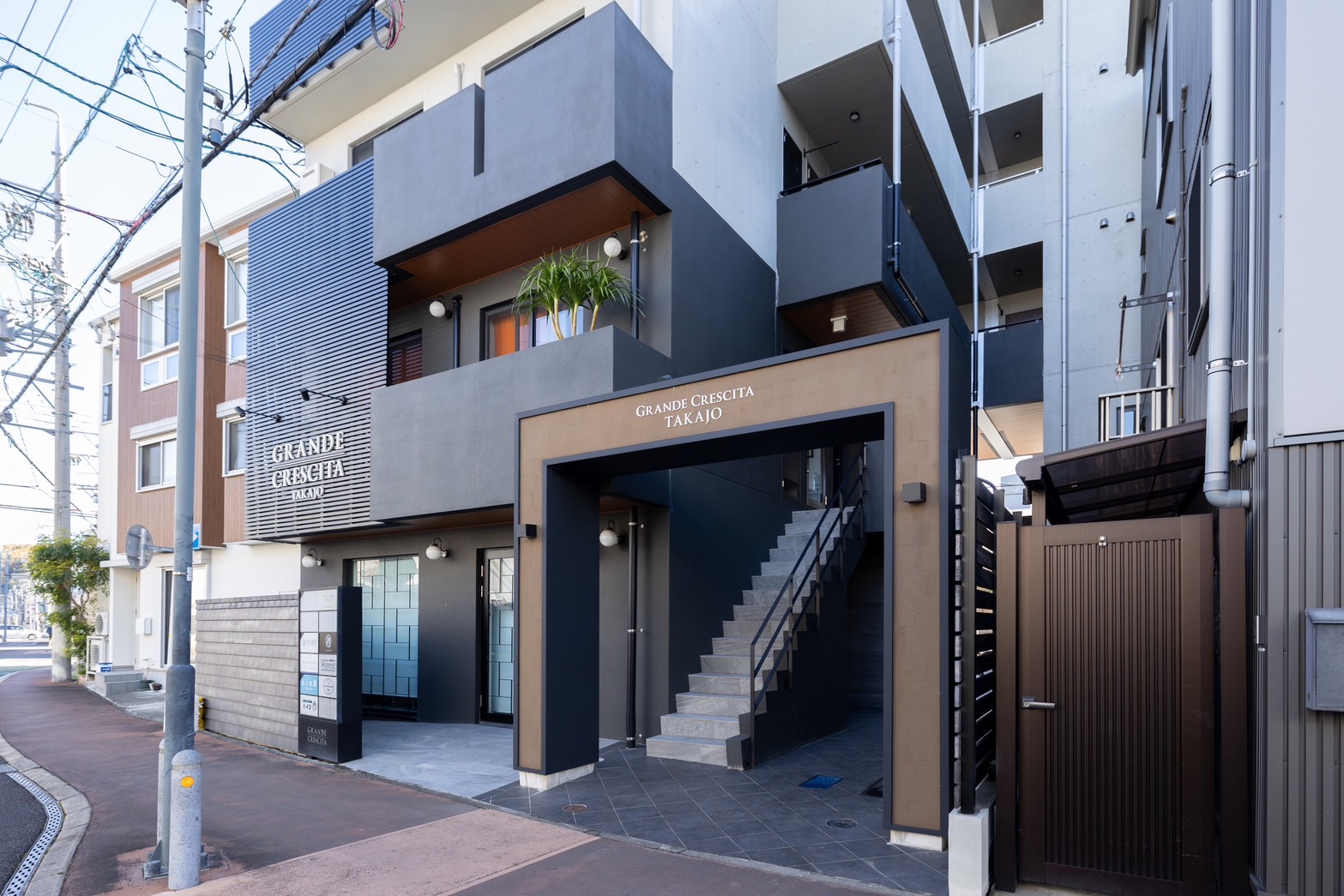 メディカルホワイトニングHAKU 静岡駅前店の写真 4