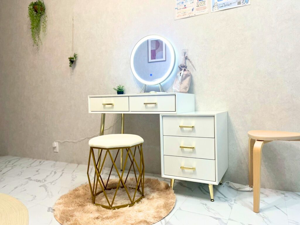 メディカルホワイトニングHAKU 諏訪店の写真 1