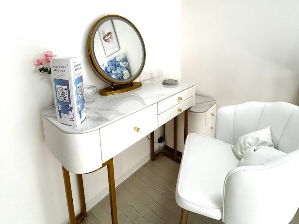 メディカルホワイトニングHAKU 立川駅南口店の写真 1