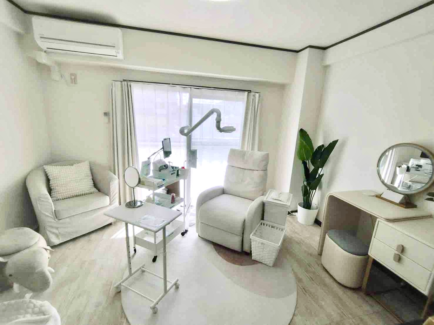 メディカルホワイトニングHAKU 徳重店の写真 1