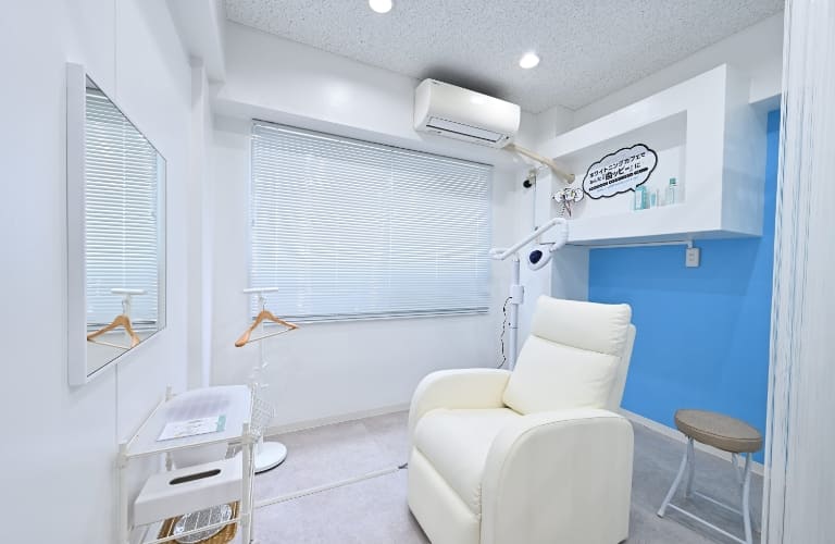 ホワイトニングカフェ 秋葉原店の写真 3