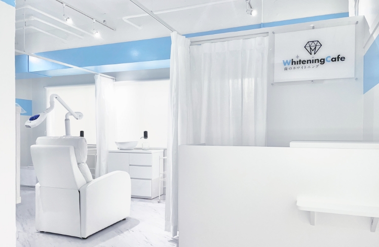 ホワイトニングカフェ 原宿店の写真 4