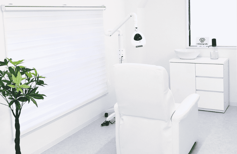 ホワイトニングカフェ 本厚木店の写真 3