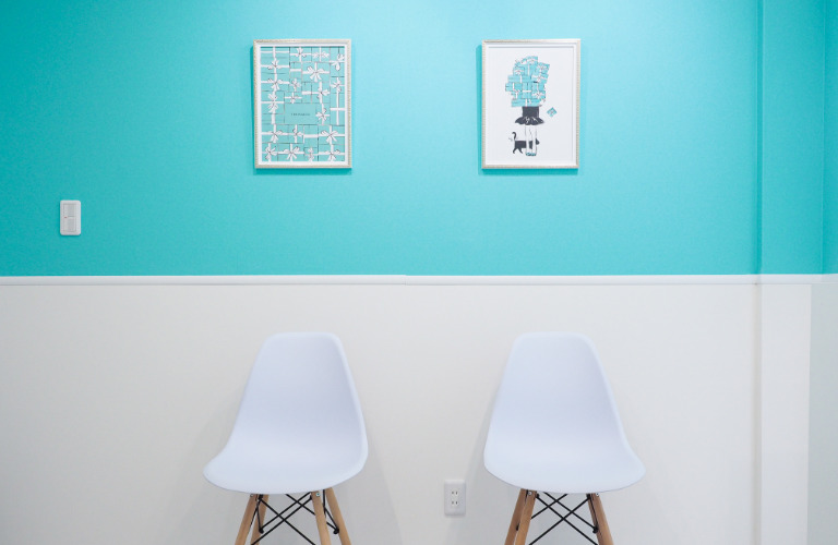 ホワイトニングカフェ 茨木店の写真 2