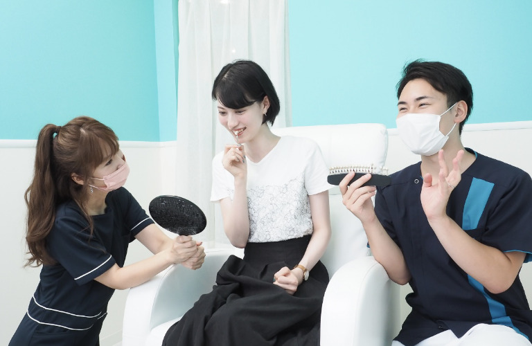 ホワイトニングカフェ 茨木店の写真 4