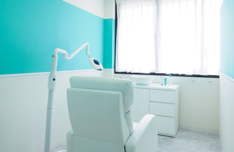 ホワイトニングカフェ 茨木店の写真 5