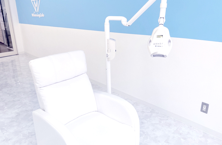 ホワイトニングカフェ 神戸元町店の写真 1