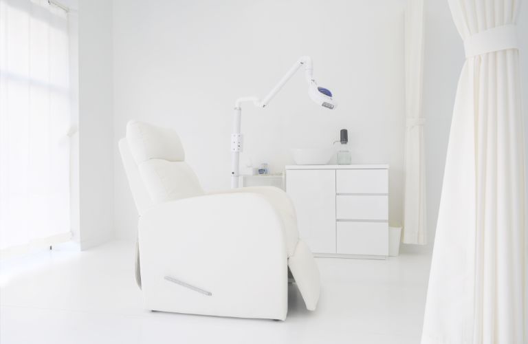 ホワイトニングカフェ 三島店の写真 2