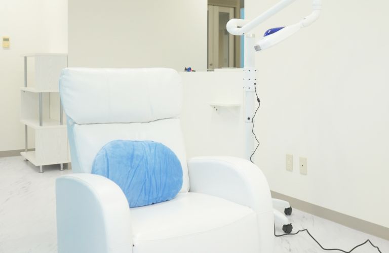 ホワイトニングカフェ 盛岡大通店の写真 1