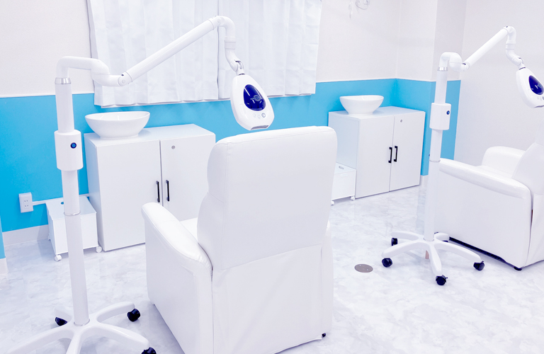 ホワイトニングカフェ 中野店の写真 2